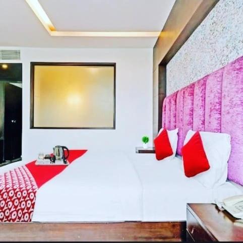 Hotel The Platform Near Us Embassy Chanakyapuri Delhi New Delhi Room photo